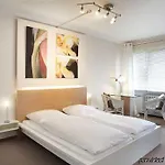 מלון דירות Concept Living Serviced