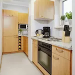 Concept Living Serviced 4* מינכן