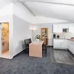 Concept Living Serviced 4*