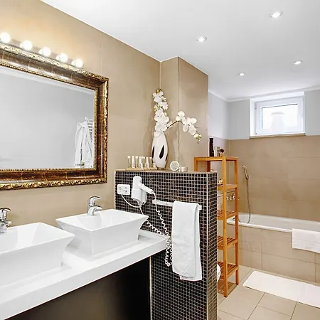 Concept Living Serviced 4* Mnichov