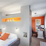 Apart-hotel Concept Living Serviced 4*