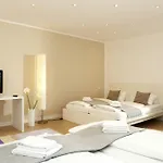 Concept Living Serviced 4*