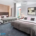 Apart-hotel Concept Living Serviced